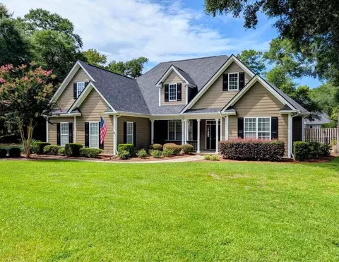 548 Arcadia Rd, Pawleys Island, SC 29585