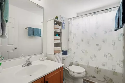 Bath - 374 Barton Loop, Myrtle Beach, SC 29579 photo 3 of 3