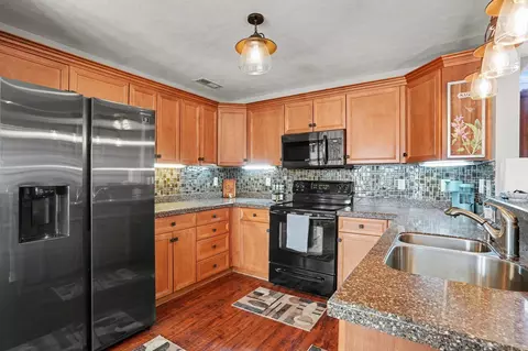 Kitchen - 374 Barton Loop, Myrtle Beach, SC 29579 photo 2 of 4