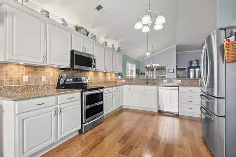Kitchen - 425 Kessinger Dr, Surfside Beach, SC 29575 photo 3 of 7