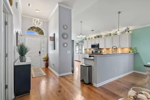 Entry Way - 425 Kessinger Dr, Surfside Beach, SC 29575 photo 2 of 3