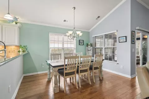 Dining - 425 Kessinger Dr, Surfside Beach, SC 29575 photo 2 of 4