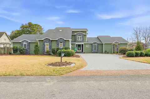 4496 Wedgewood Dr, Little River, SC 29566