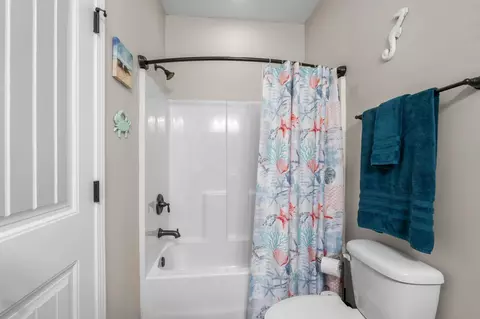 Bath - 1076 Caprisia Loop, Myrtle Beach, SC 29579 photo 4 of 6