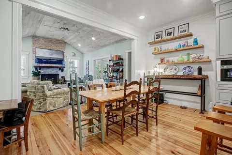 Dining - 416 Front St, Georgetown, SC 29440 photo 2 of 2