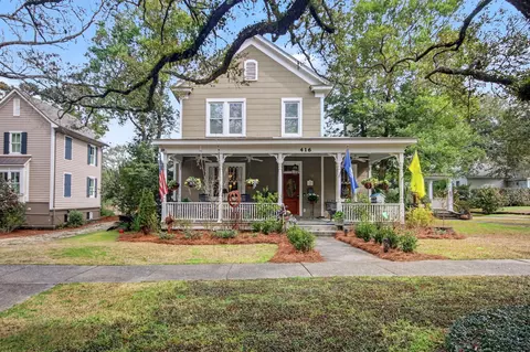 Exterior - 416 Front St, Georgetown, SC 29440 photo 2 of 9