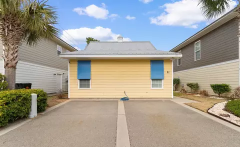 124 Weatherboard Ct, Pawleys Island, SC 29585