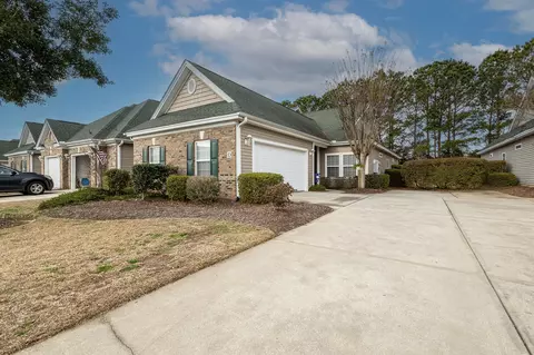 131 Chenoa Dr #D, Murrells Inlet, SC 29576