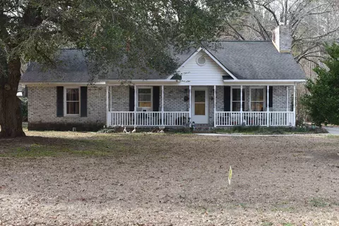 1044 Forest Dr, Conway, SC 29526