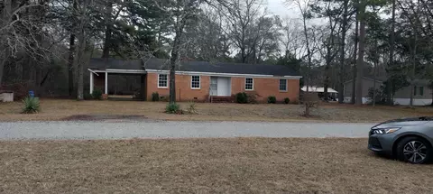 81 Wintergreen Dr, Salters, SC 29590
