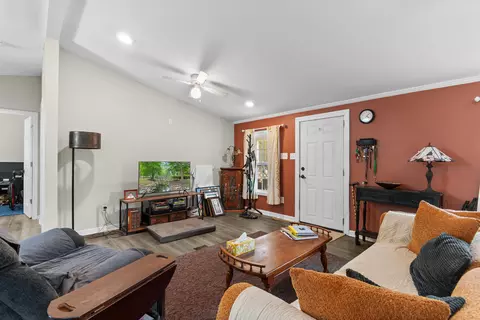 68 Bratter Ave, Nesmith, SC 29580 photo 3