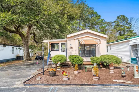 31 Burr Cir, Murrells Inlet, SC 29576