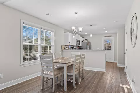Dining - 3032 Wise Rd, Conway, SC 29526 photo 1 of 2