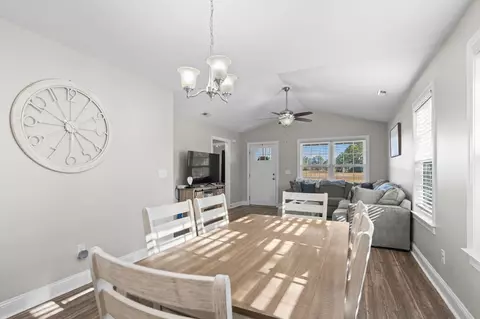 Dining - 3032 Wise Rd, Conway, SC 29526 photo 2 of 2