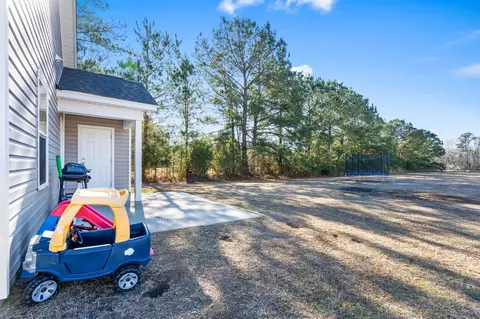 Exterior - 3032 Wise Rd, Conway, SC 29526 photo 5 of 6