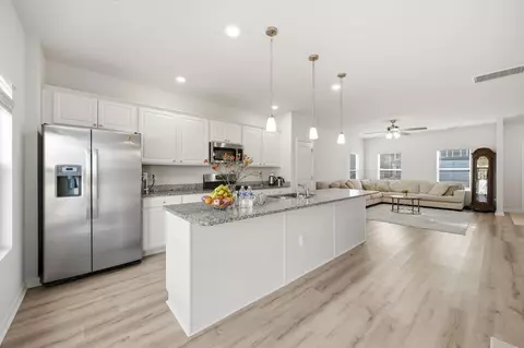 Kitchen - 450 Archer Ct, Conway, SC 29526 photo 4 of 8