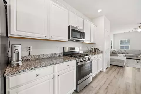 Kitchen - 450 Archer Ct, Conway, SC 29526 photo 6 of 8