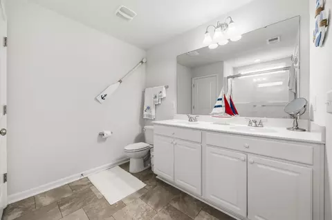 Bath - 450 Archer Ct, Conway, SC 29526 photo 3 of 4