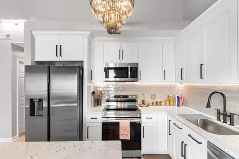 Kitchen - 210 Double Eagle Dr #B-2, Myrtle Beach, SC 29575 photo 3 of 6