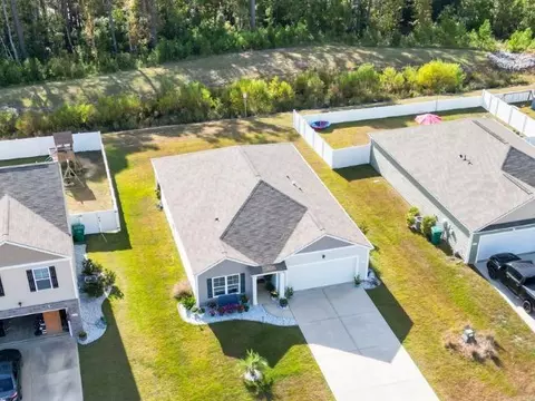 615 Norwich Ln, Myrtle Beach, SC 29588