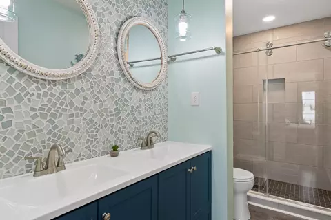 Bath - 416 Ocean Blvd N #E19, Surfside Beach, SC 29575 photo 1 of 3