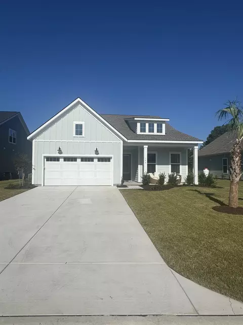 104 Condor Ct, Pawleys Island, SC 29585
