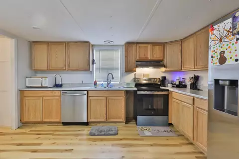 78 Dove St, Georgetown, SC 29440 photo 2