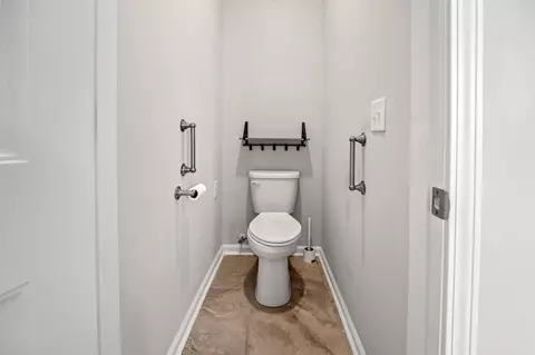 Bath - 656 Hickman St, Surfside Beach, SC 29575 photo 2 of 6
