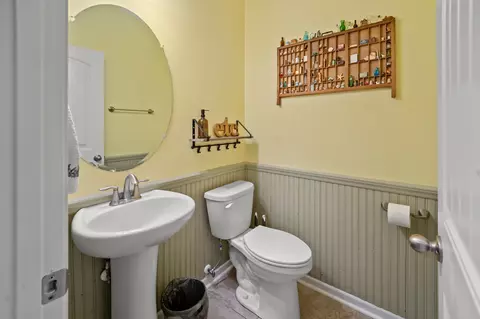 Bath - 656 Hickman St, Surfside Beach, SC 29575 photo 5 of 6