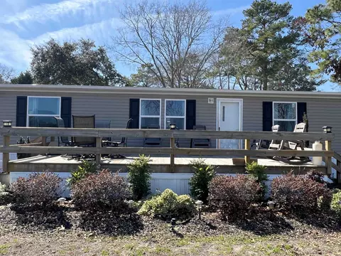 1617 Crystal Lake Dr, Myrtle Beach, SC 29575