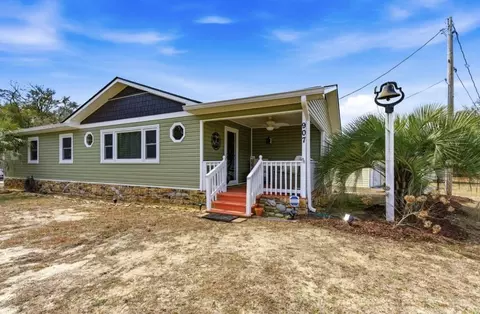 907 Horne Ave, North Myrtle Beach, SC 29582