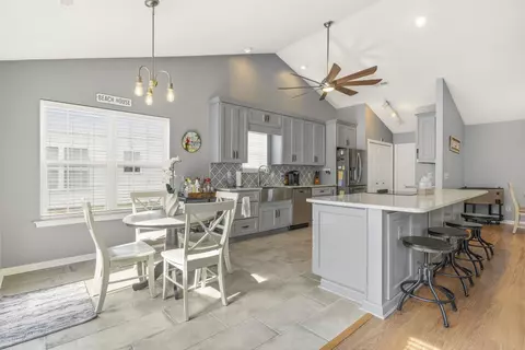 Kitchen - 189 Palladium Dr, Surfside Beach, SC 29575 photo 11 of 11