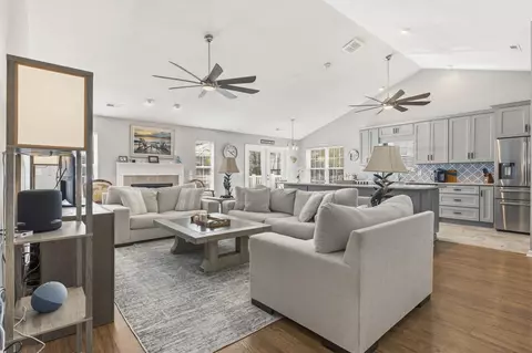 Living - 189 Palladium Dr, Surfside Beach, SC 29575 photo 1 of 4