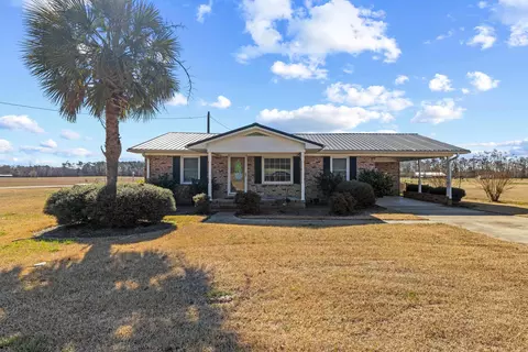 7473 Lundy Short Cut Rd, Galivants Ferry, SC 29544