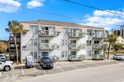 300 47th Ave N #1B, North Myrtle Beach, SC 29582