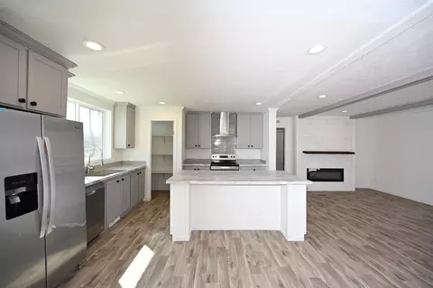 595 Loop Cir, Longs, SC 29568 photo 6