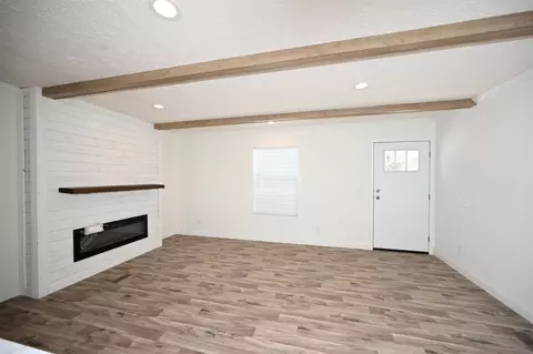 597 Loop Cir, Longs, SC 29568 photo 4