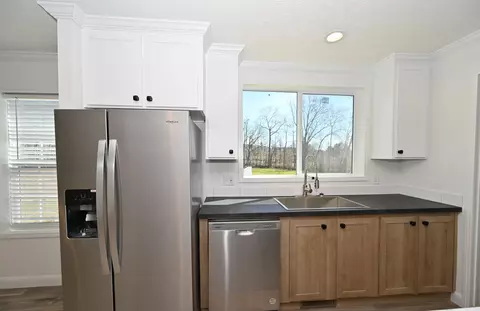 597 Loop Cir, Longs, SC 29568 photo 7