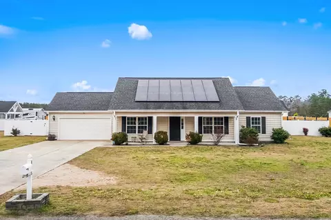 905 Futrell St, Loris, SC 29569