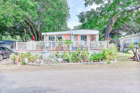 320 Clam Shell Cir, Murrells Inlet, SC 29576