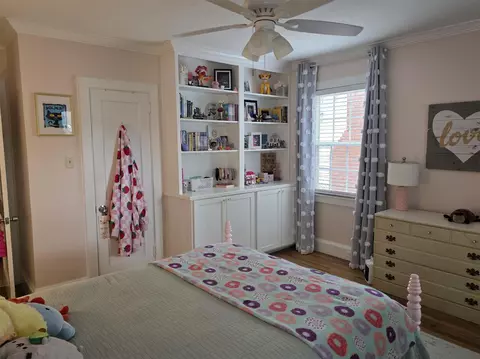 Bedroom - 616 Marshview Ln, Georgetown, SC 29440 photo 5 of 10