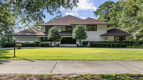 302 Mohican Dr, Georgetown, SC 29440