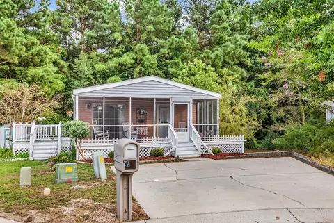 738 Oliver Dr, Murrells Inlet, SC 29576