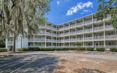 415 Ocean Creek Dr #2211, Myrtle Beach, SC 29572