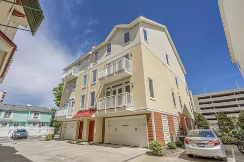 7401 N Ocean Blvd #8, Myrtle Beach, SC 29572