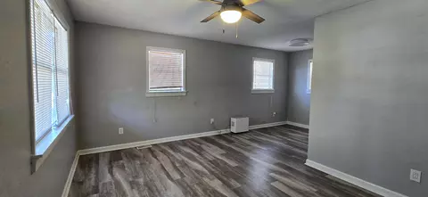 415 Locust Tree Ct, Gresham, SC 29546 photo 2
