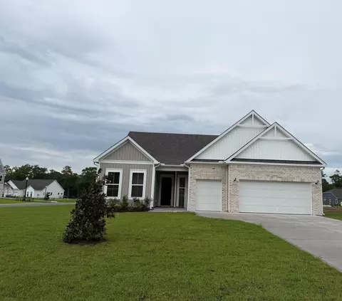 304 Northbrook Dr, Murrells Inlet, SC 29576