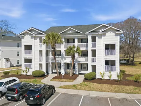 549 White River Dr #14D, Myrtle Beach, SC 29579