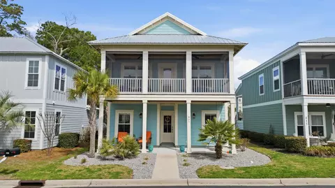 407 Lumbee Cir, Pawleys Island, SC 29585