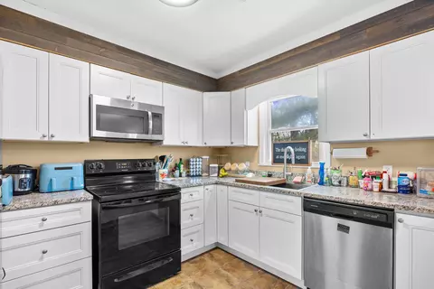 Kitchen - 604 Rusty Rd, Conway, SC 29526 photo 3 of 4